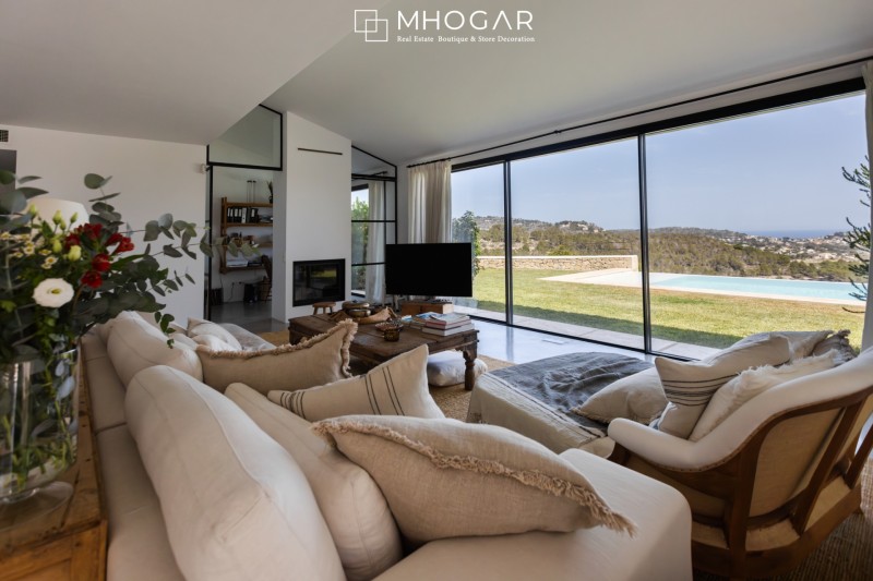  Exclusive Annual Rental - Timeless Design,  Mediterranean Views in La Costa Blanca!